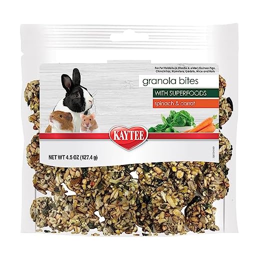 Kaytee Granola Bites with Superfoods Spinach and Carrot for Rats, Mice, Hamsters, Gerbils, Rabbits, Guinea Pigs and Chinchillas, 4.5oz