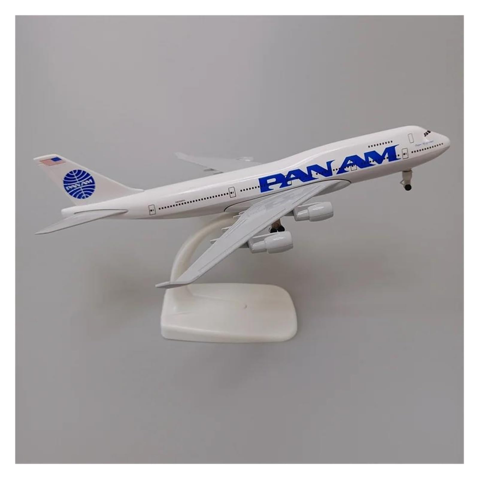Amazon.co.jp: 飛行機模型飛行機おもちゃの飛行機模型 米国航空パン