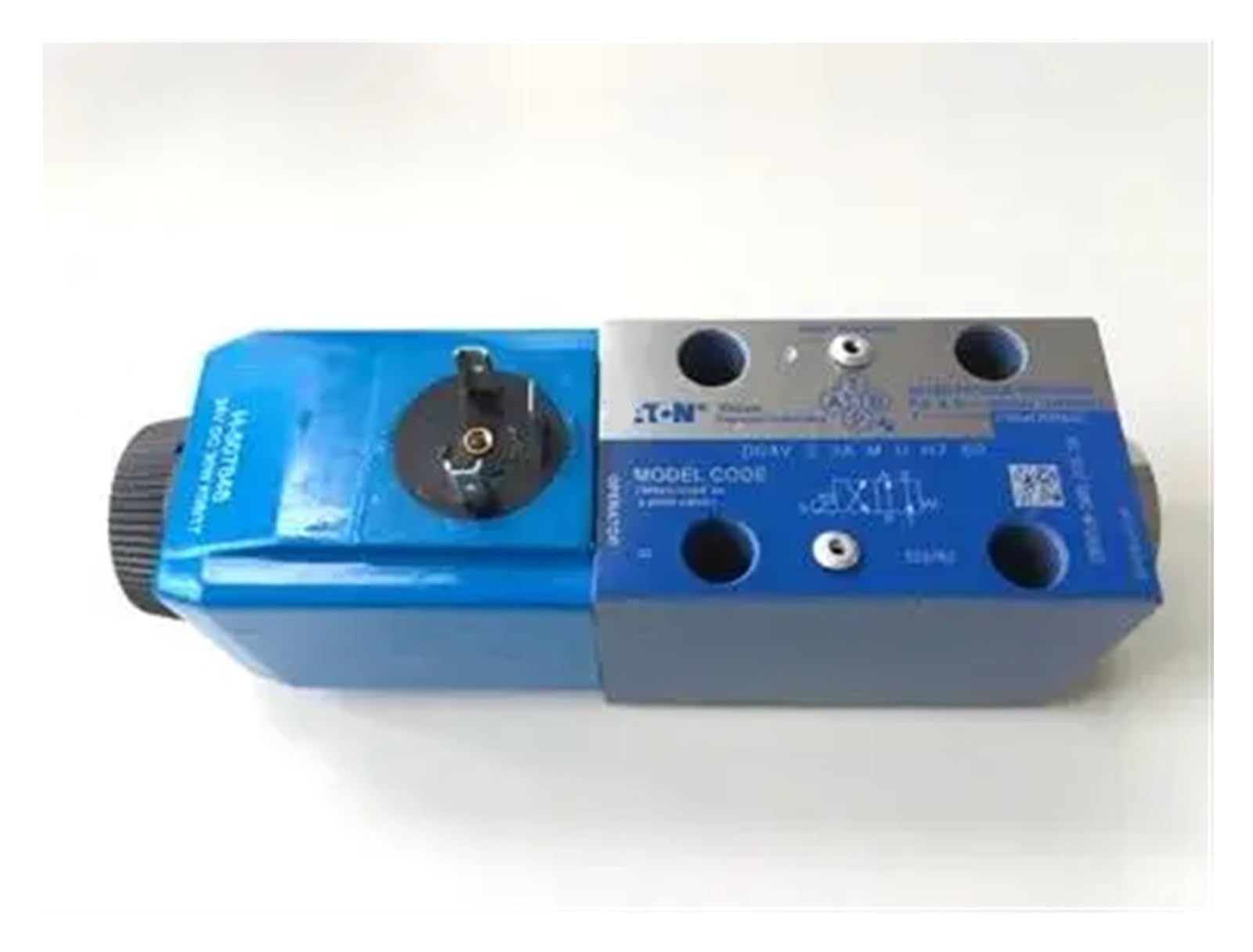 Hydraulic Valve DG4V-3-2A-M-U-H7-60 Solenoid Magnetic DG4V32AMUH760