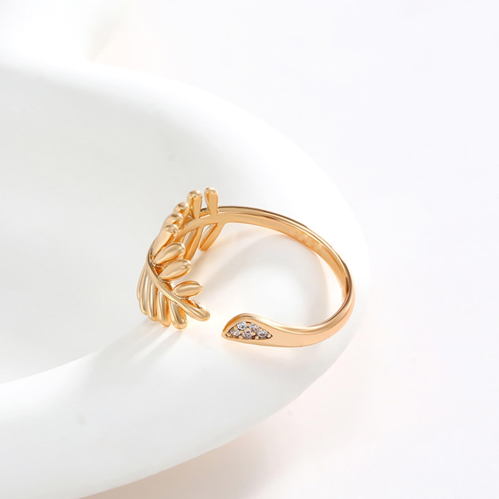 Anillo de boda de oro blanco de 9 K/14 K/18 K con moissanita, hoja abierta