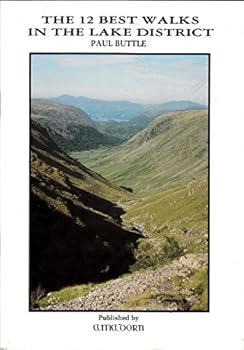 Paperback The 12 best walks in the Lake District Book
