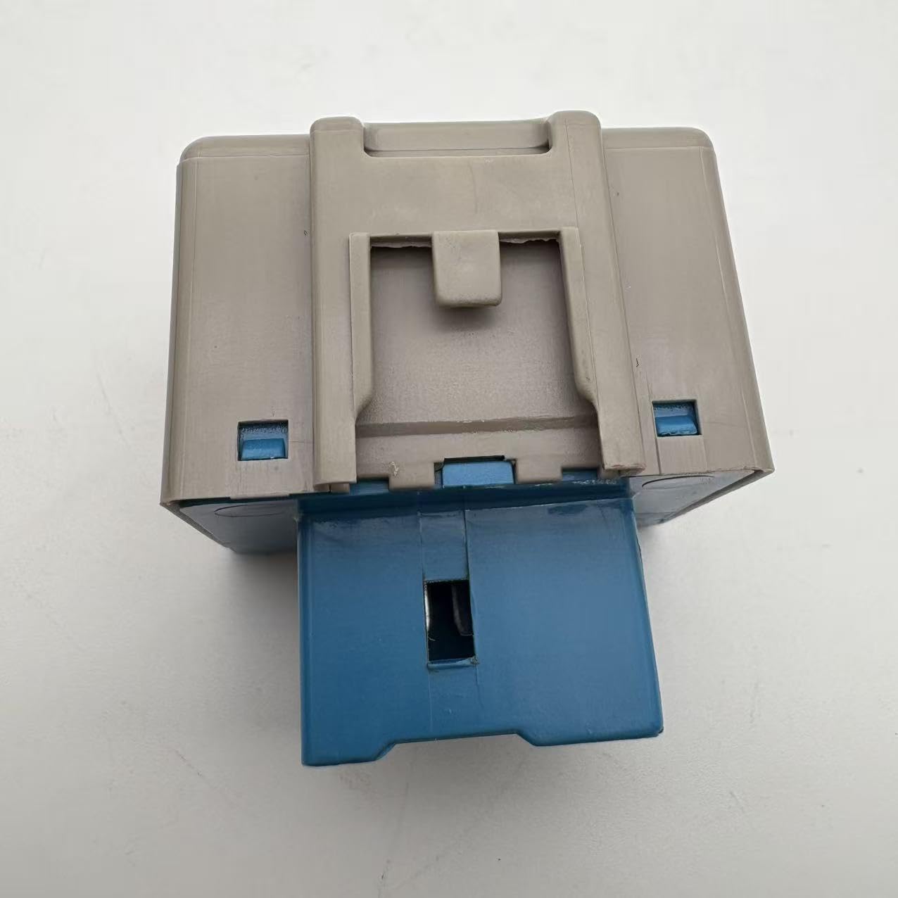 81980-46010 81980-0d040 Turn Signal Flash Relay; for: Scion Yaris Corolla Prius Rav4 Hiace; 8-pin