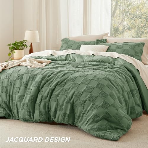 Image of Bedsure King Size Comforter Set Green, Boho Tufted Bed Set, Checkered Farmhouse-Style Distressed Vintage Bedding, 3 Pieces, 1 Plaid Geometric Comforter and 2 Pillow Shams