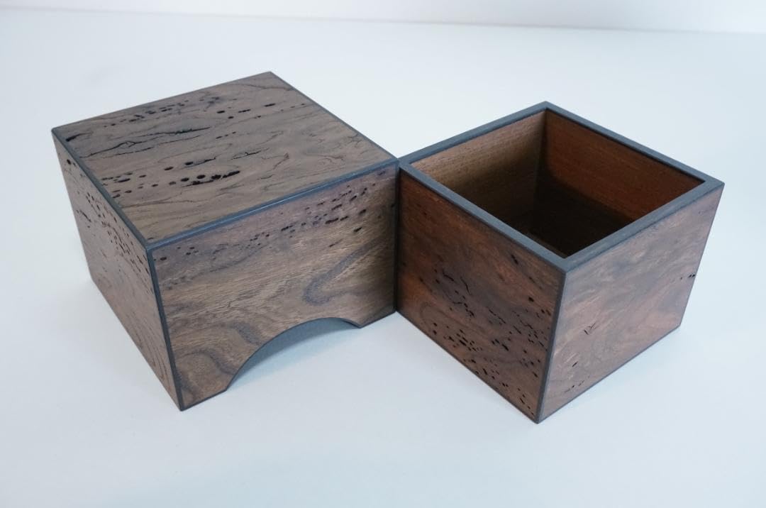 Amazon.co.jp: 稀代：神代欅虫喰 将棋駒箱 大橋利一作 駒箱 銘杢 根杢 
