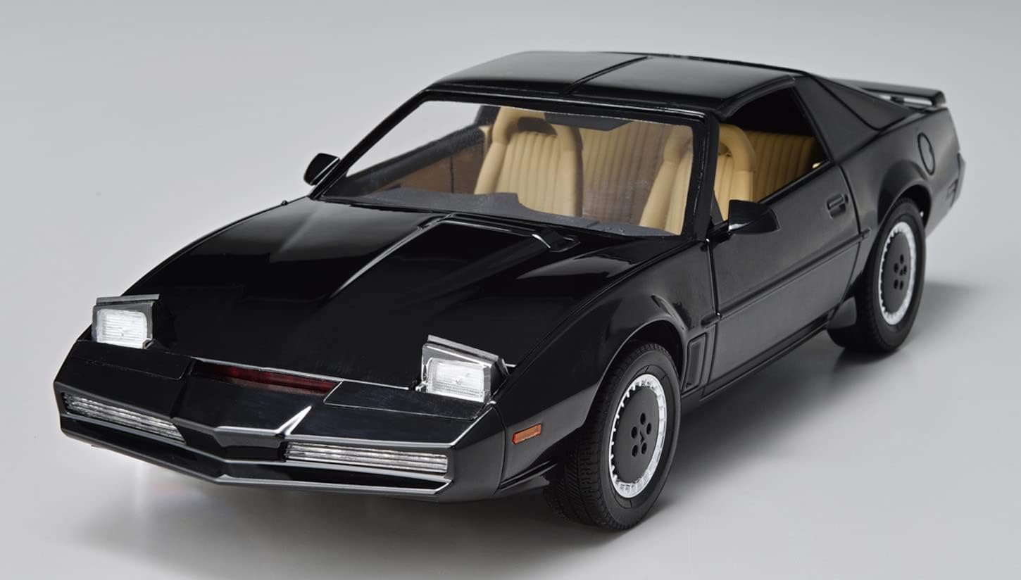 Knight Rider: Knight 2000 K.I.T.T. (Season 1 Ver.) 1:24 Scale Vehicle Model