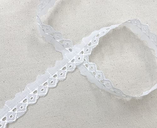 AMORNPHAN 15 Yards 0.75 Inch Wide White Cotton Eyelet Lace Trim Ribbon Floral Embroidered Fabric Sewing Craft Dress Tablecloth Blankets Pillow DIY Decorations