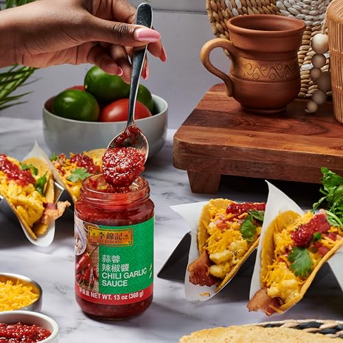 Lee Kum Kee Chili-Knoblauch-Sauce – Scharfe Würzsauce aus feurigen Chilischoten und Knoblauch – 1 x 368 g