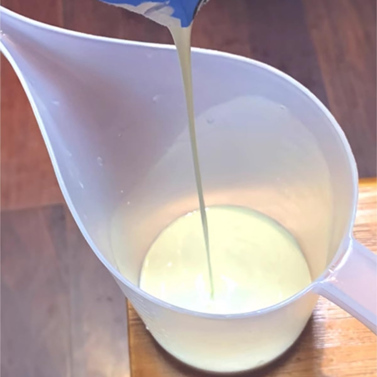 Salsera Mesa Comedor Olla For Verter con Boca Puntiaguda, Balde Dispensador De Jugo Escala, Taza Desviación, Salsera Aderezo Ensalada