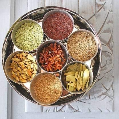 JVS Stainless Steel Designer Masala Dani, Spice Box with 7 Containers and Small Spoon Masala Dabba Size (Length 20x Width 20x Height x7 cm)