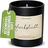 DER DUFT - Blumig-fruchtig, warm erinnert er an eine Blumenwiese reich an Iris und Jasmin. Unser Duft öffnet das Herz und erfüllt dein Zuhause mit einer wohligen Note. Er unterstützt dich beim Entspannen und duftet zugleich leicht erfrischend.