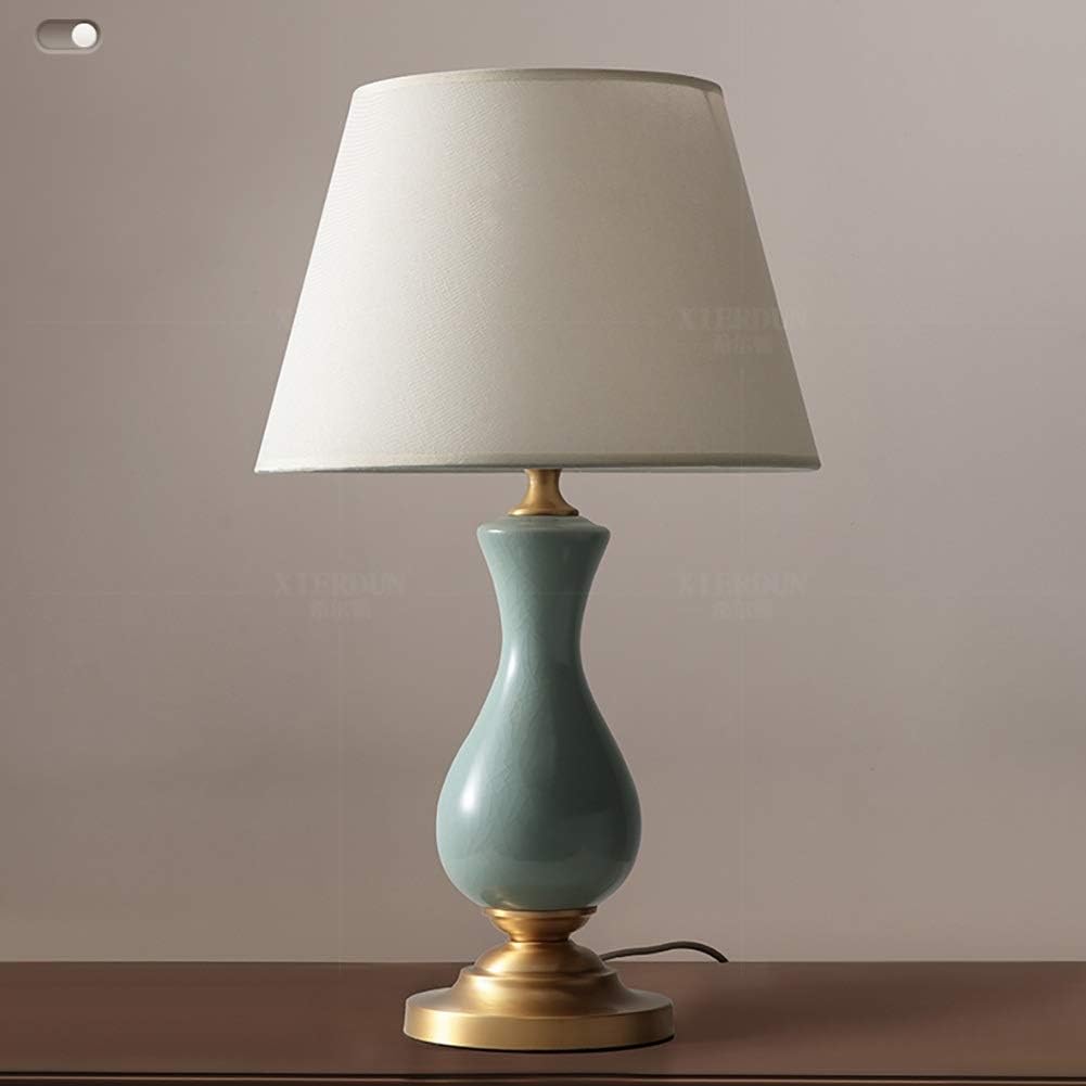 テーブルランプアメリカンウェディングルームベッドルームテーブルランプ、全銅のシンプルな家庭用ベッドサイドランプ、セラミックファブリッ