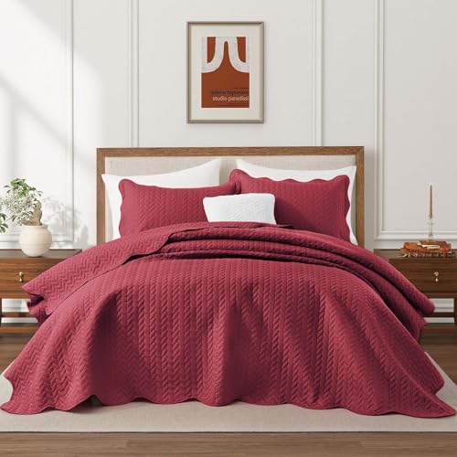 IR Imperial Rooms Queen Quilt Bedding Set Size (90" x 96") + 2 Pillow Shams (20" x 26"+ 2") - 3 Pcs All Season Lightweight Reversible Microfiber Coverlet Embossed Quilt Bedspread (Burgundy)