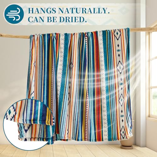 Qucover Kuscheldecke Wohndecke 130x150cm,Zweiseitige Bunte Decke Boho,Flauschig&Weich Sofadecke Couchdecke,Fleecedecke Bunte Streifen,Sofa Decke für Reisen Zelten Outdoor Hohes Stoffgewicht 260 GSM