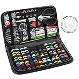 🧵【Todo lo que necesitas en la costura】 - Más de 172 piezas de suministros de costura de primera calidad, incluyendo 48 carretes coloreados, 30 agujas clasificadas de alta calidad, poderosas tijeras de acero inoxidable, cinta y hermosos botones, etc. Ligero y portátil - Estuche rígido resistente que mide 21 cm de largo y 12 cm de ancho cuando está completamente cerrado. También con un bolsillo en el lado y una manija en lazo para el transporte fácil.