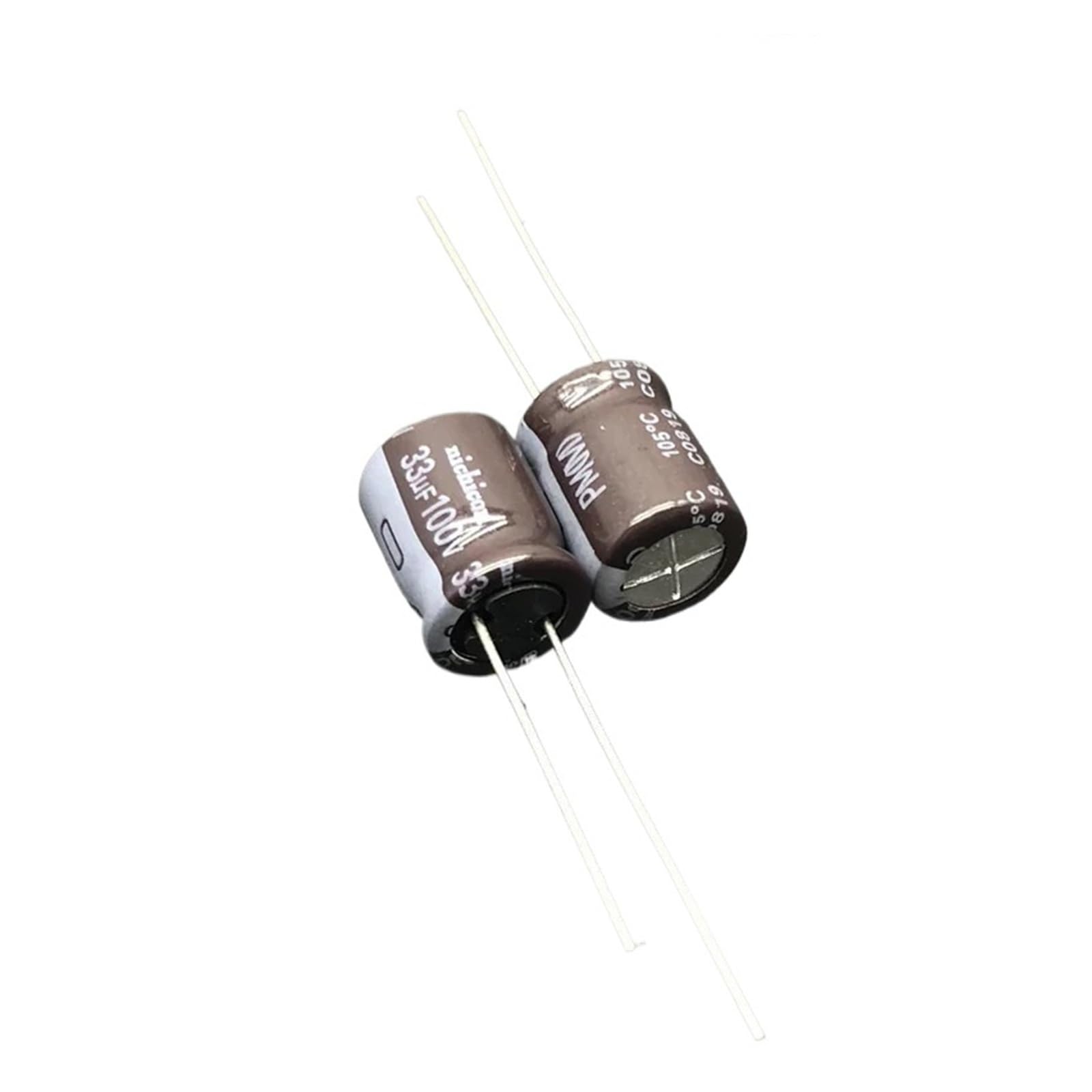 Condensateur 33uF 100V à faible impédance pour réduire le bruit électrique