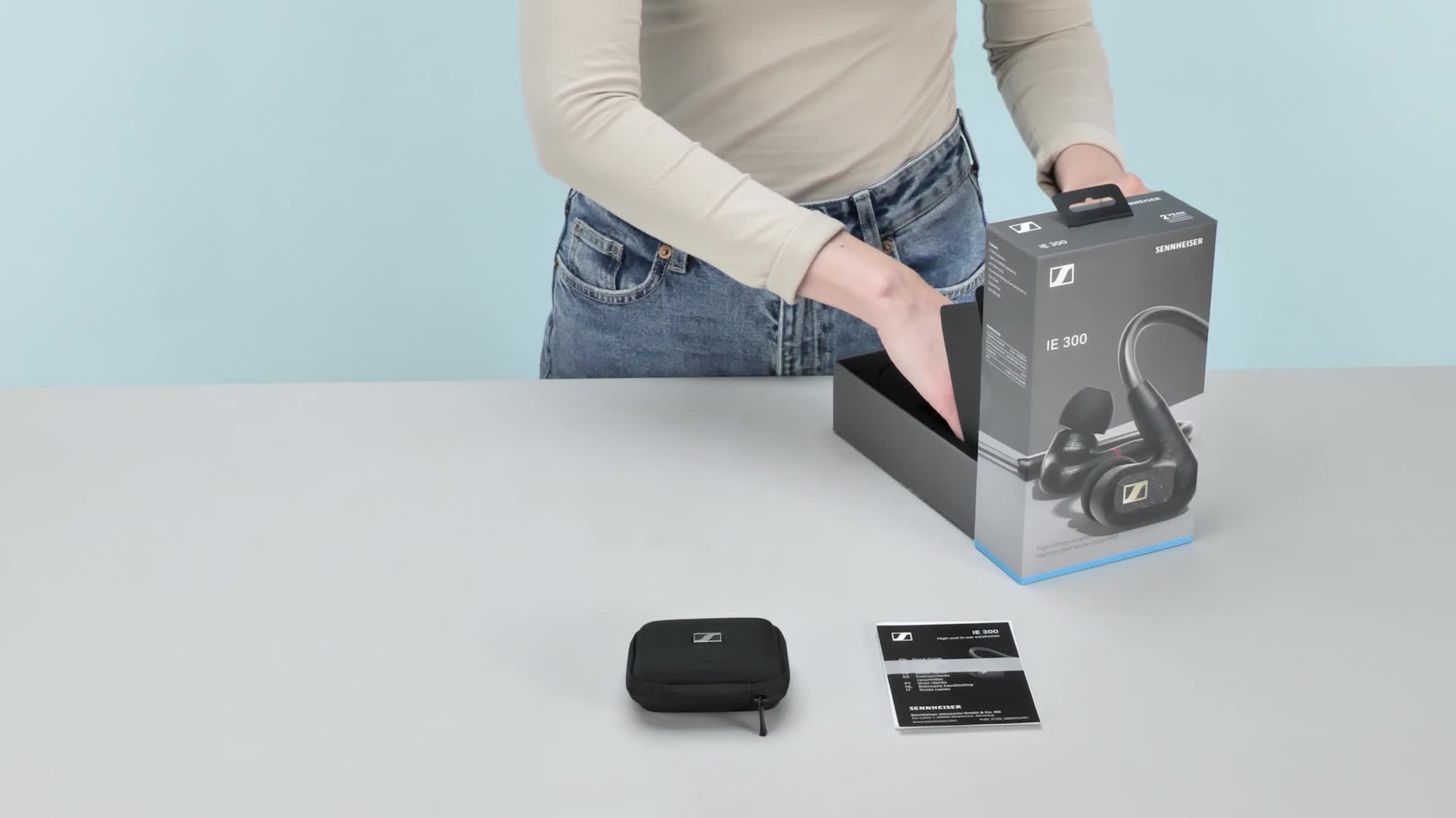 Sennheiser IE 300 kulak içi ses yalıtımı - Dengeli ses için XWB