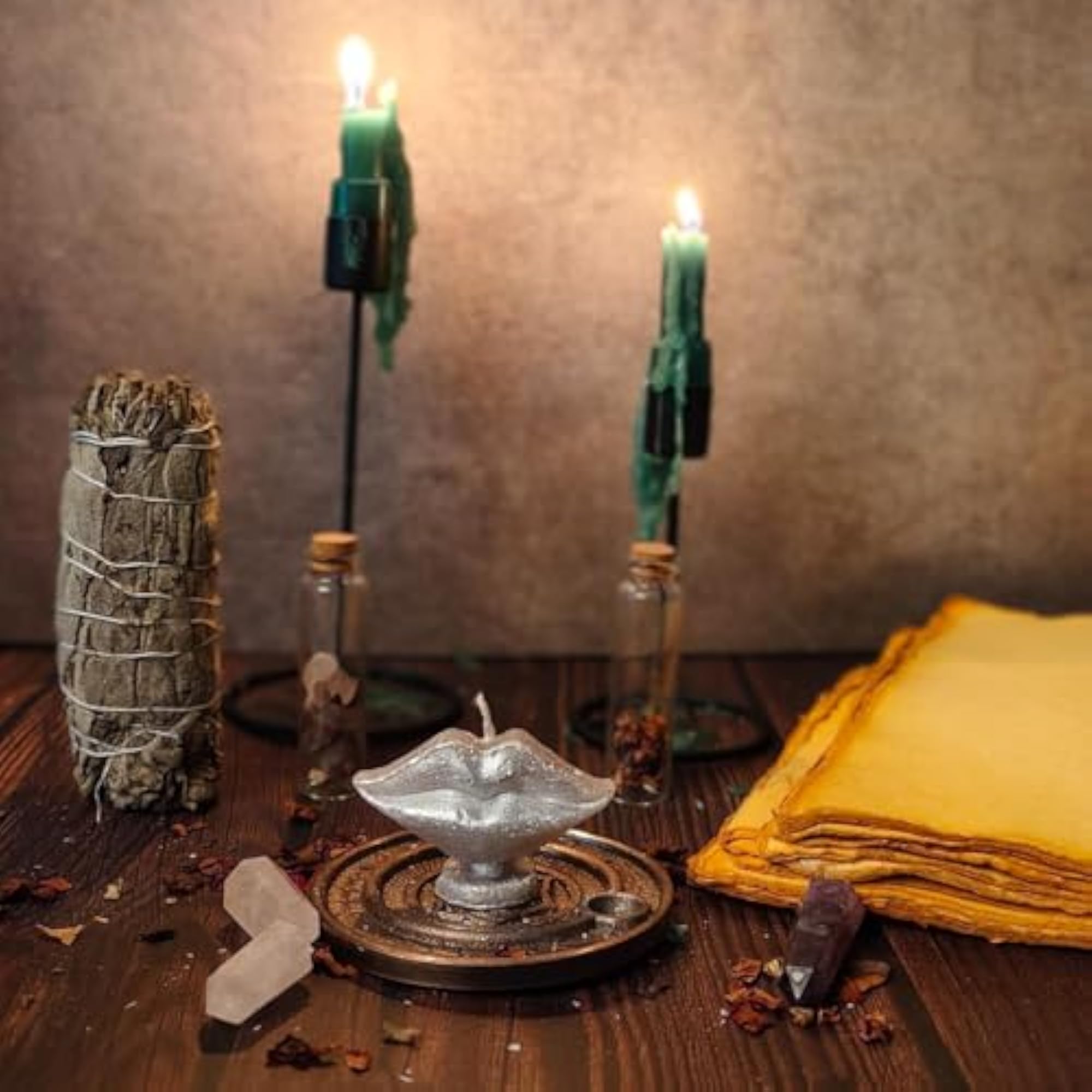 Decorative Silver Lips Wax Candle, Stylish Home Décor