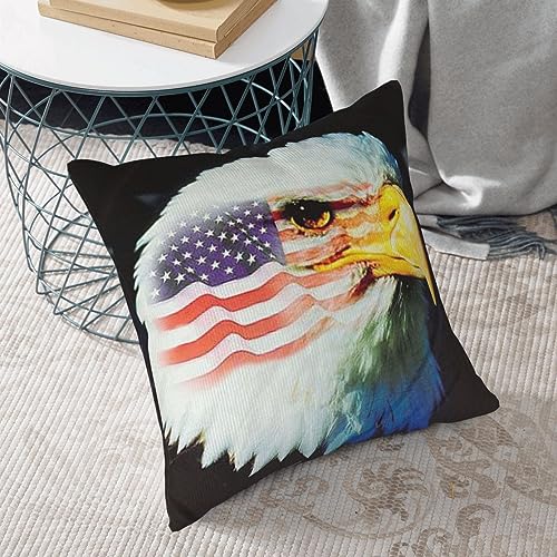 Housse coussin aigle en velours pour rénover votre canapé usé