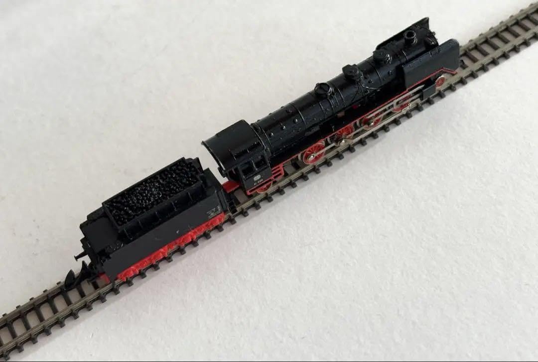 メルクリン mini-club 　8827 BR41 高速貨物列車用大型重機関車 Amazon | メルクリン -club 8827 BR41 高速貨物列車用大型重機関