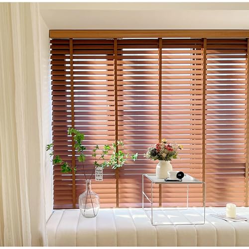 Persianas horizontales de madera contra miradas externas y exceso de claridad en dormitorios 5