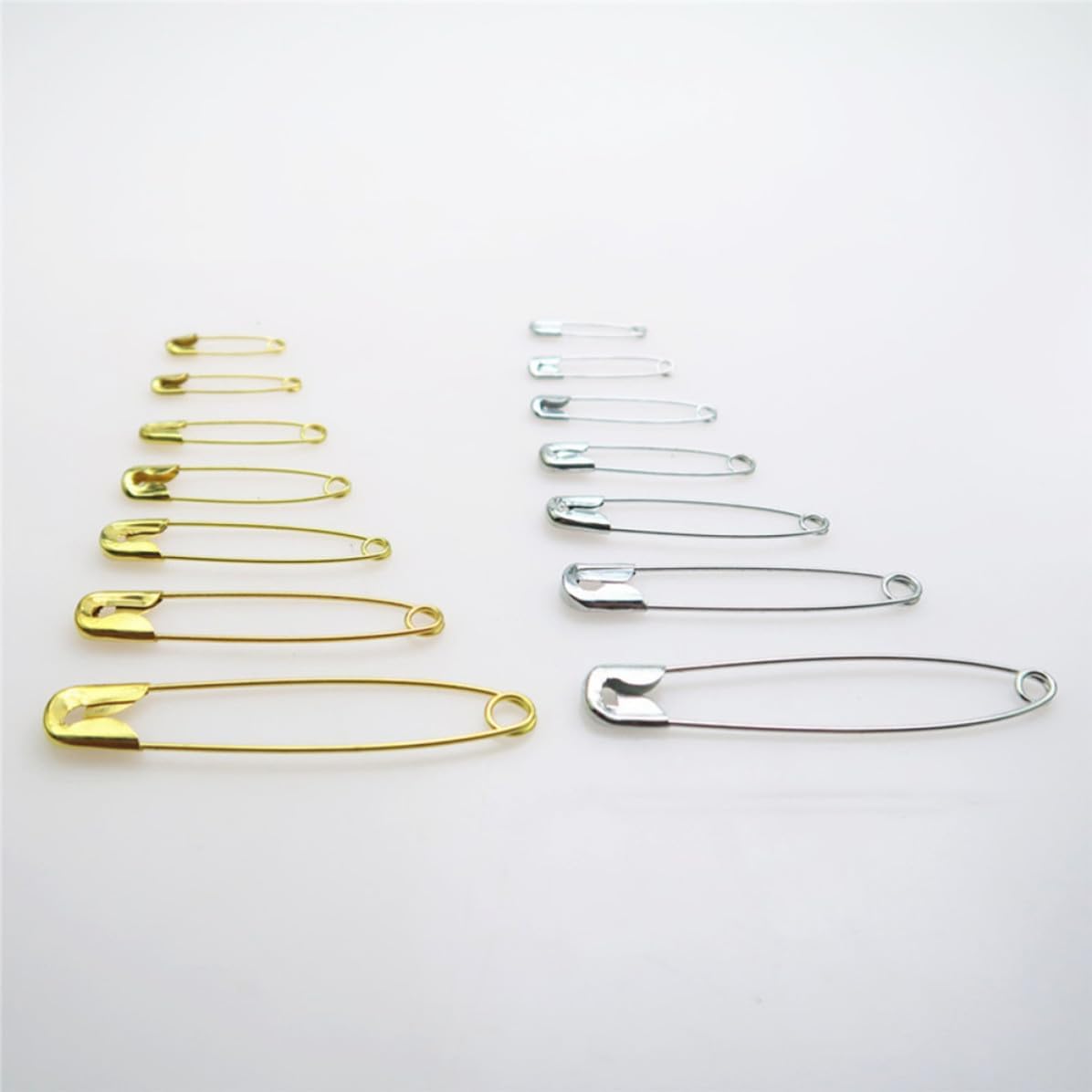 700pcs Assorted Small Safety Pins Set for Clothing image 2