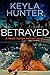 Betrayed: A Tracy Turner Murder Mystery Novel (Resort Cozy Mystery Series Book 2)