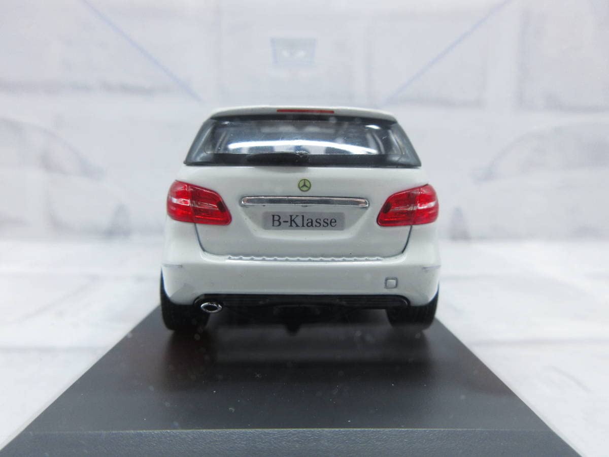 Amazon | ミニカー 1/43 メルセデスベンツ 2代目Bクラス W246 zirrus