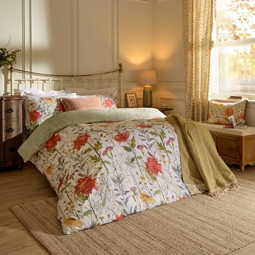 Voyage Maison Delamere Duvet Cover Set – 100% Tumbled Cotton Reversible British Countryside Wildflowers Design (Multicolour - Single)