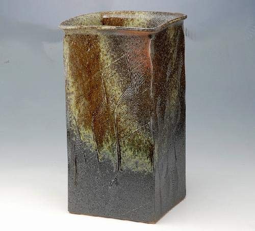 Amazon｜【信楽焼】四方窯変 傘立 横幅：26cm 奥行：26cm 高さ：47.5cm