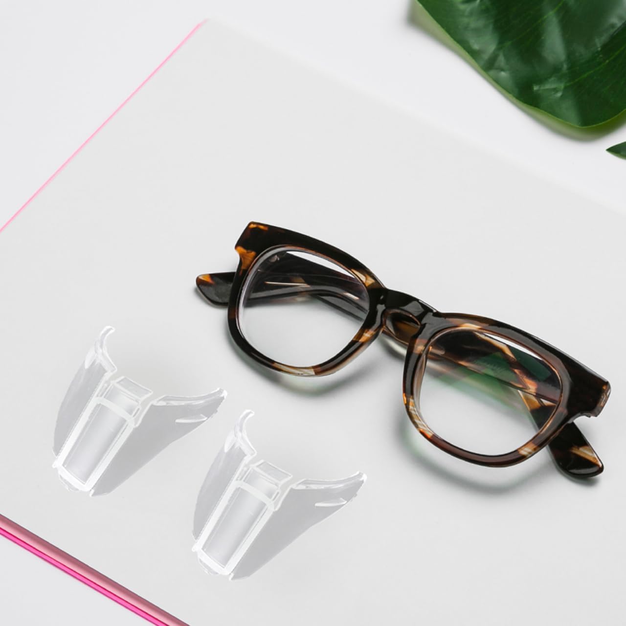 PRETYZOOM Safety Side Shields for Glasses Universal Clear Eye Glasses Side Shields Lightweight Dust Protection Guards for Eyeglasses Slip-on Design for Laboratories and Construction