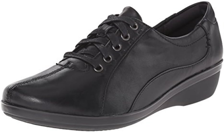 Clarks Women's Everlay Elma Oxford