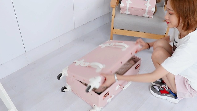 Amazon.com | UNIWALKER Vintage Luggage Set, 2 Piece Women Carry on