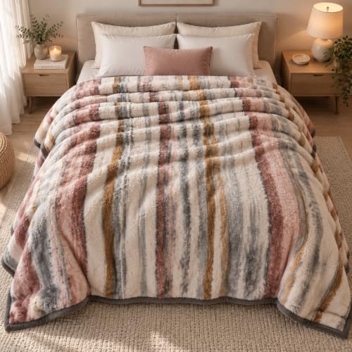 Image of ABRAZO Dreamy Wrap Mink Blanket for Double Bed | 570 GSM 3 Kg Single Ply | Ultra Soft Warm Blanket for Winter & AC Room | Quilt /Comforter /Dohar | 220 x 240 Cm