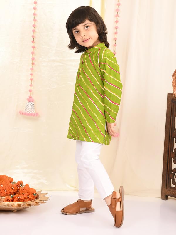 Cotton Baby Boys Sanganeri Lehariya Printed Kurta Set and White Pyjama with Elastic Closure4