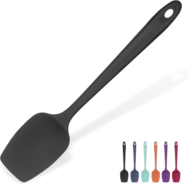 Heat Resistant Silicone Spoon Spatula: U-Taste 315 Heat Proof Flexible Seamless Rubber Spatula, Baking Cooking Silicon Kitchen Utensil for Nonstick Cookware Mixing Stirring Scraping (29cm, Black)