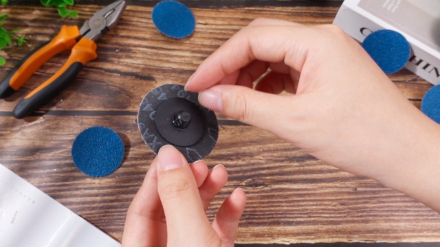 Image of Nuenen 150 Pcs Sanding Discs Die Grinder Sanding 60 Grit 2 Inch Grinding Disc for Surface Finish Grind Polish Burr Rust Paint Removal Use with Die Grinder