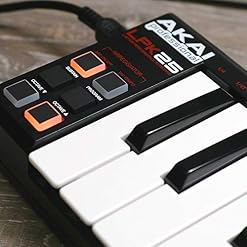 AKAI Professional LPK25 – Clavier Maître MIDI Ultra Compact avec 25 Touches Sensibles à La Vélocité d’Action Synthé… - Les Beatles, Paul McCartney, John Lennon, RIngo Starr, George Harrison AKAI Professional LPK25 - Clavier Maître MIDI Ultra Compact avec 25 Touches Sensibles à La Vélocité d'Action Synthé… – Image 5