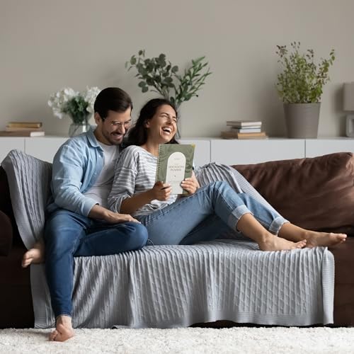 BIROYAL Hochzeitsplaner Deutsch für den großen Tag, 160 Seiten Wedding Planner mit Terminplan, Checklisten, Zeitplan und Tipps, Hochzeit Buch mit Kalender, Tolles Geschenk zur Verlobung - DIN A4