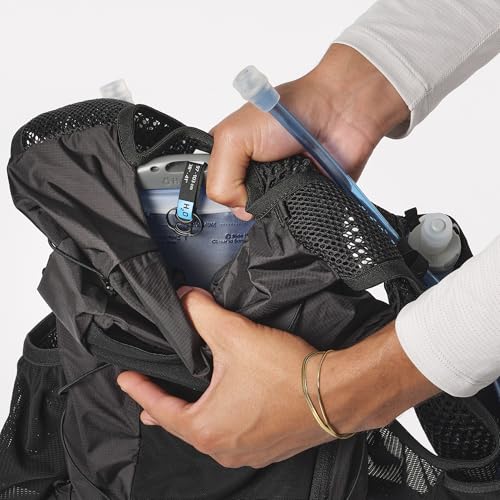 Image of Salomon Unisex Active Skin 12, Hydration & Storage Vest with 500ml Flasks Included