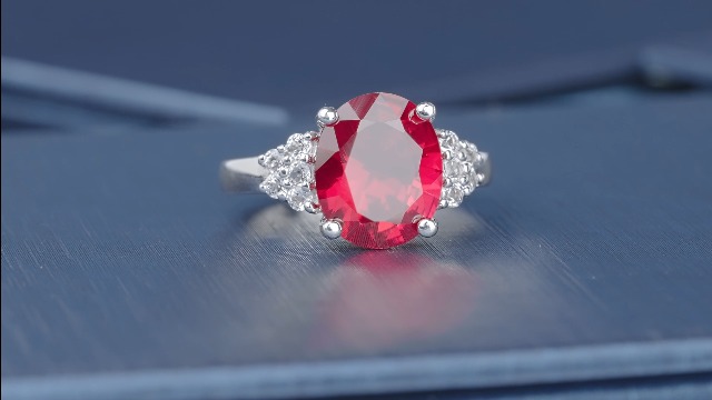 Bague Argent Avec Rubis Et Topaze Blanche - Taille Ovale 11,5 - Création Laboratoire - Neuf Sans Emballage