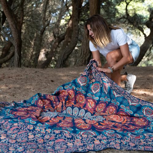 MOMOMUS Wandteppich Mandala - Mehrzweck, Bunt, 100% Baumwolle - Ideal als Wandteppich Aesthetic, Wandtuch Boho, Indischer Wandbehang aus Stoff oder Wall Tapestry - Blau und Rot, 210x230 cm