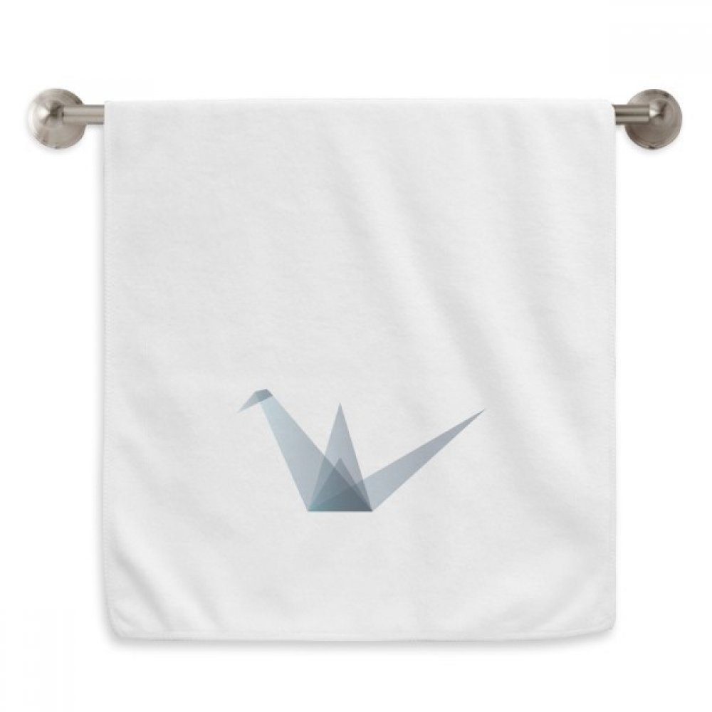 Serviette moelleuse visage blanche anti-irritation motif grue géométrique