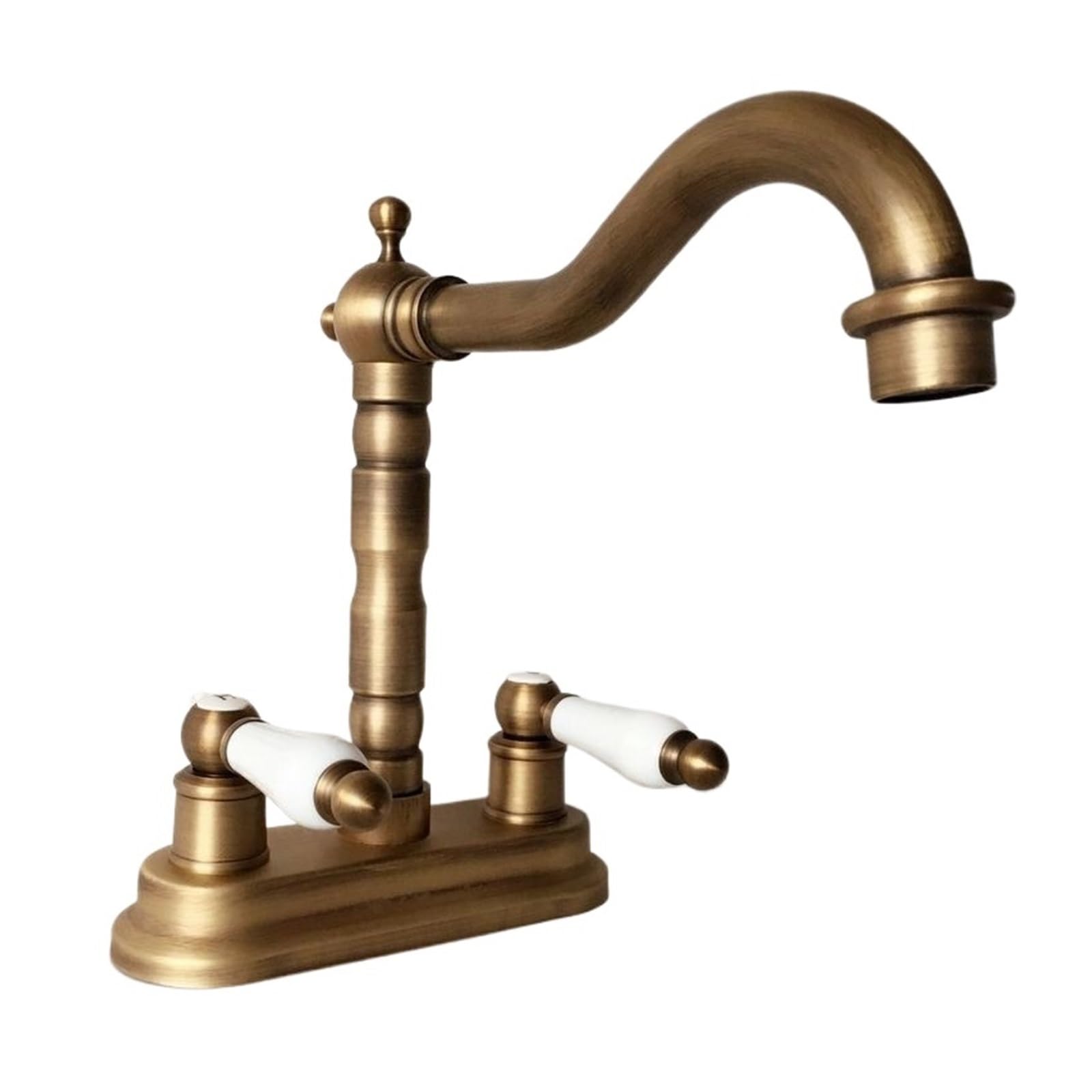 Robinet de style vintage en laiton antique pour retrouver le charme des maisons de grand-mère