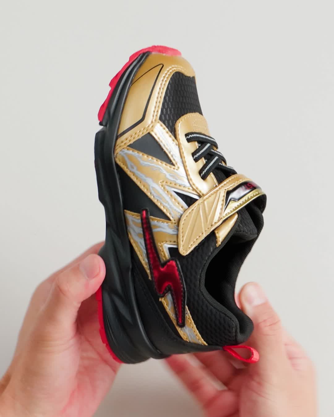 Amazon | [スーパースター] スニーカー 防水 幅広 3E 16～25cm 0.5cm有