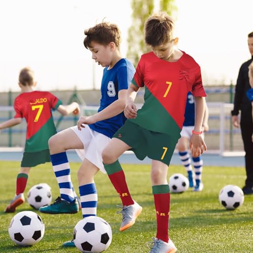 Stilvolles Auswärtstrikot Rot-Schwarz aus 100% Polyester - Detailansicht von Heartsking Fußball Trikot Kinder Set Deal �...