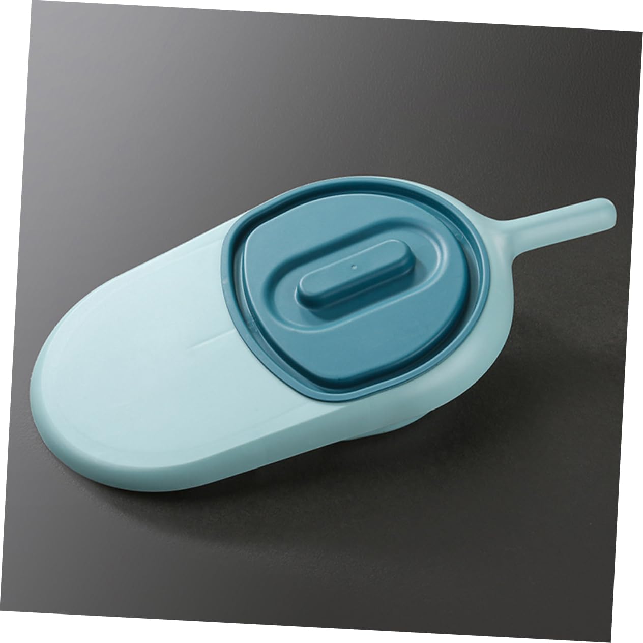 Bedpan with Lid, Plastic Handle Urinal Pot for Bedridden Patients