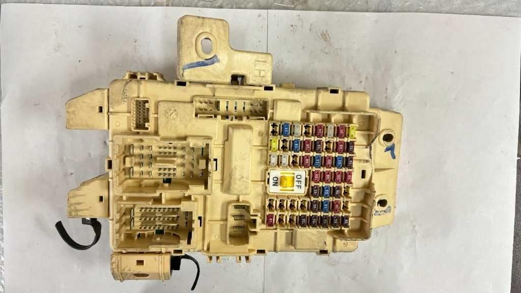 Body Control Module BCM Fits 14-16 Compatible with KIA Soul 91950-B2550 91950B2550