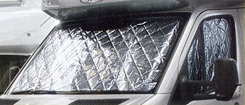 Store occultant thermique Ford Transit pour vos nuits de camping et digital nomade
