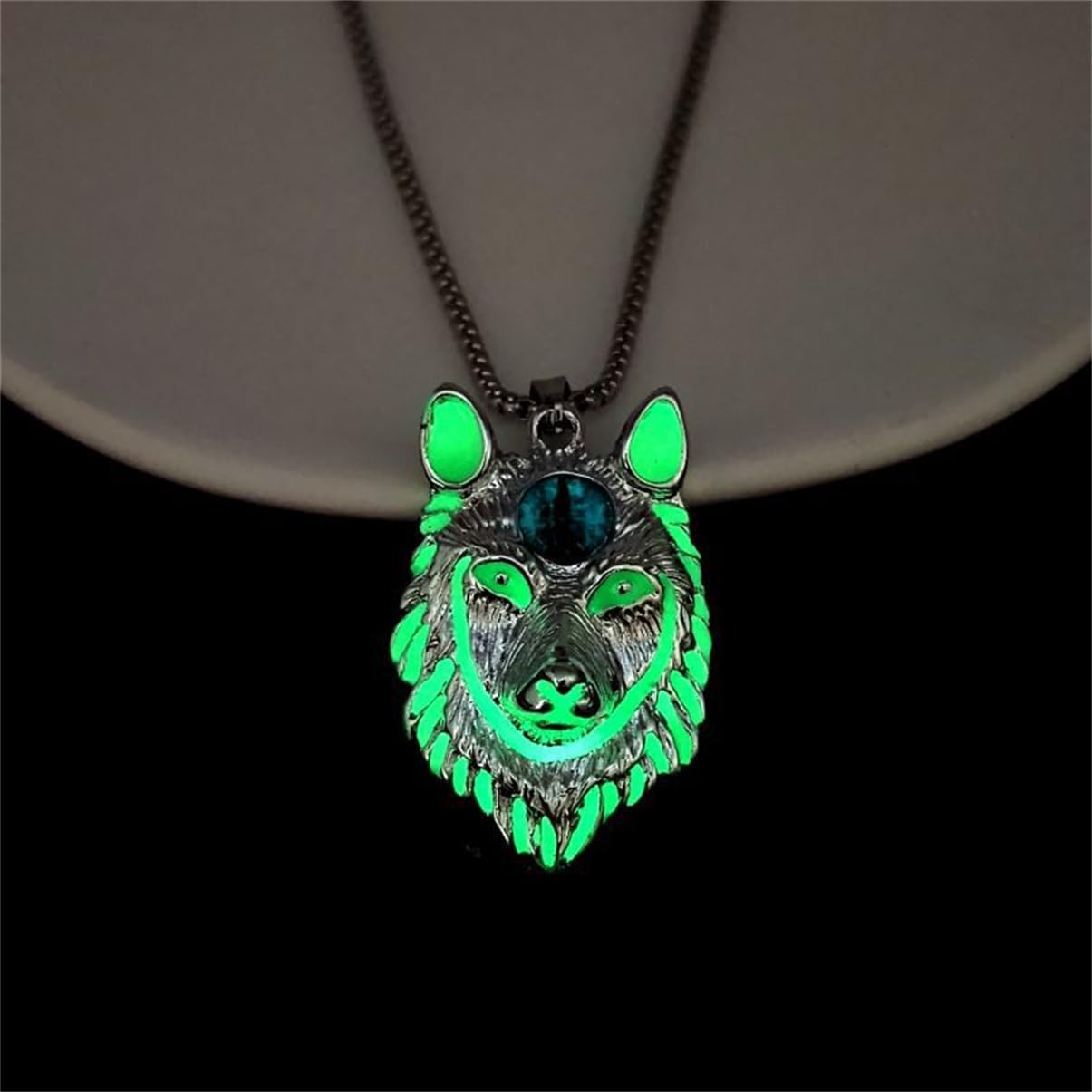 Spider Necklace for Men Women,Punk Luminous Animal Pendant,Spider Charm Pendant Necklace,Hip-hop Glow in the Dark Jewelry - Image 2