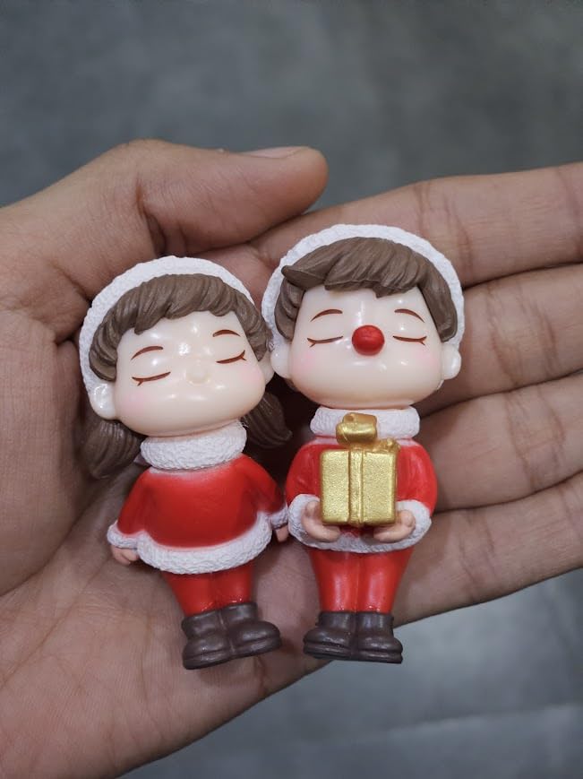Image of Miniature Christmas Couple Figurines, Adorable PVC Decoration for Miniature Garden, Dollhouse Accessory & Holiday Gifting Cute Xmas Decor Collectible, Couple 03